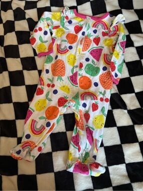 6/9 month fruit themed sleeper